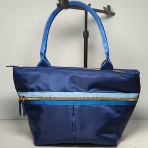 NWOT Adrienne Vittadini insulated lunch tote with three-piece container set